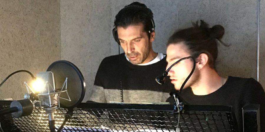 Gianluigi Buffon Banting Stir Jadi Produser Musik?