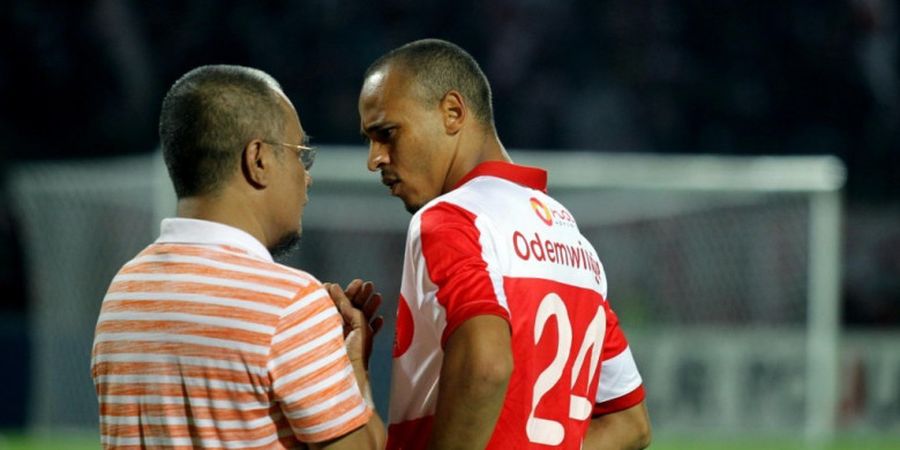 VIDEO - Alasan Peter Odemwingie Tidak Lagi Bermain di Indonesia