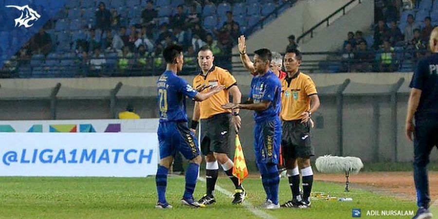 5 Alasan Mengapa Wasit Asing Sukses Pimpin Laga Persib Vs PS TNI