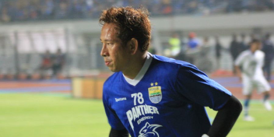  Gemuruh Bobotoh Bikin Rindu Kiper Persib Ini