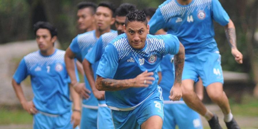 Pilar Penting Absen, Lini Pertahanan Arema FC Timpang