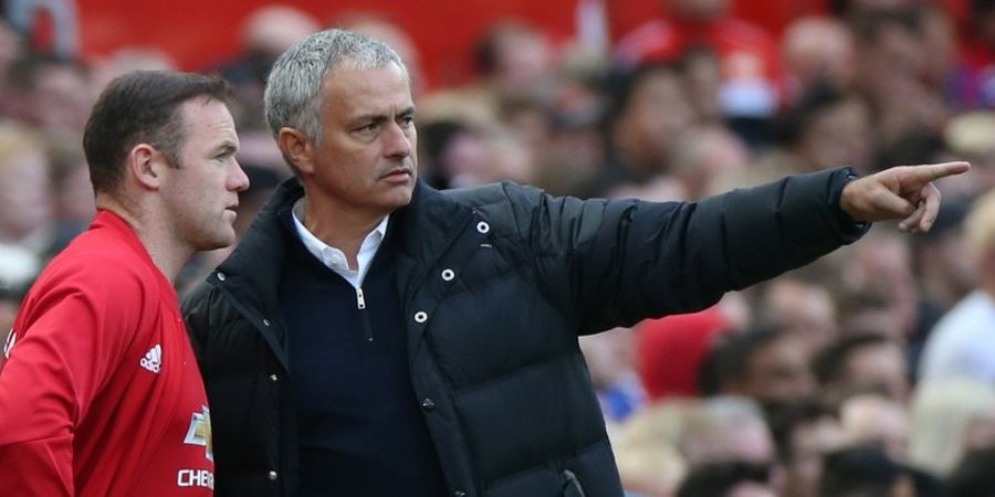 Bela Jose Mourinho, Wayne Rooney Justru Salahkan Paul Pogba