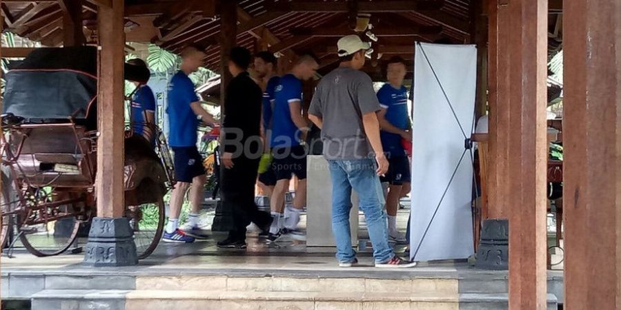 Batal Latihan, Skuat Islandia Pilih Kunjungi Tempat Wisata Ini