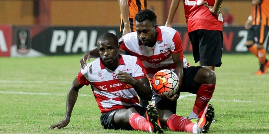 Greg Nwokolo Bertekad Bongkar Pertahanan Terkuat Persija Jakarta