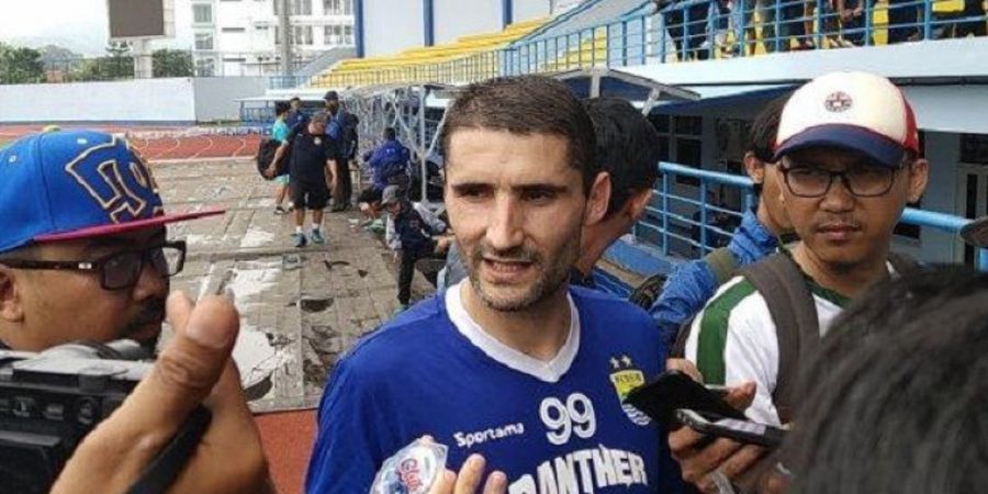 Dua Catatan dari Srdan Lopicic pada Debutnya untuk Persib Bandung