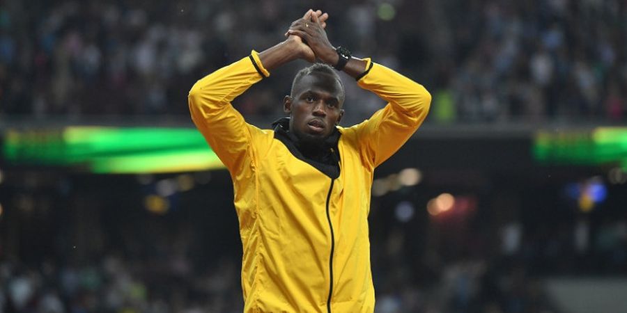 Maradona Mengajari Usain Bolt Cara Menendang Bola