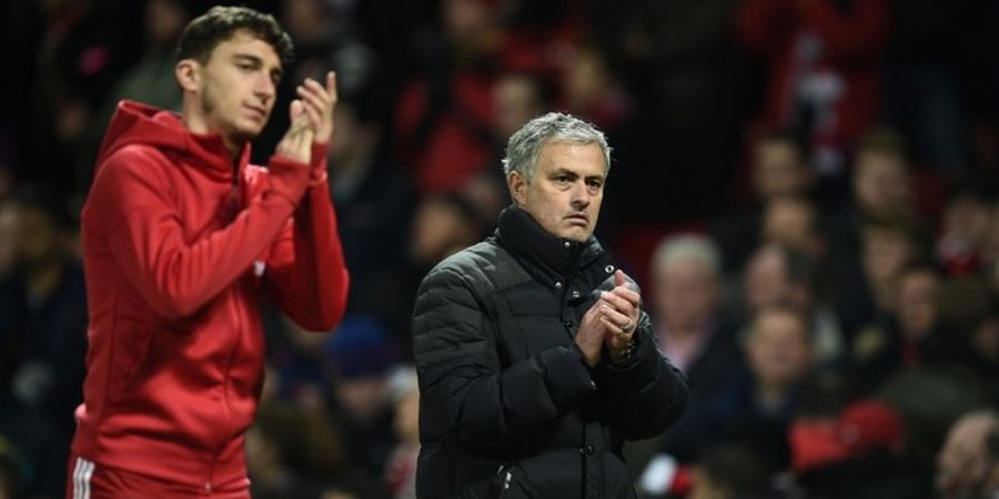 Jose Mourinho Ungkap Keinginan Matteo Darmian Hengkang dari Manchester United