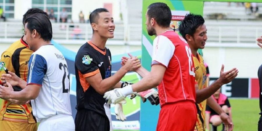 Tim Mereka Meraih Hasil Kurang Maksimal, Aksi Tiga Kiper Klub Liga 1 Ini Justru Memukau