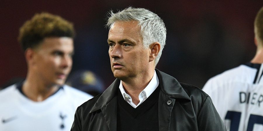 Kalah 0-3 di Kandang, Hari Terburuk dalam Karier Jose Mourinho