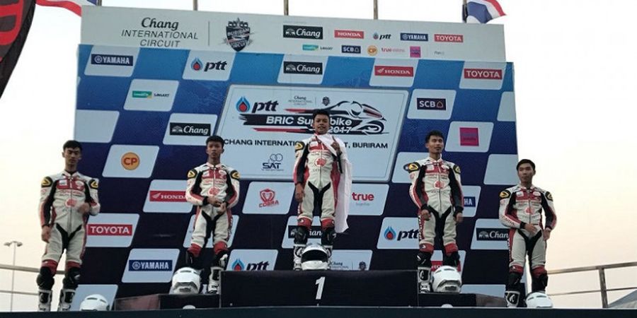 Pebalap Muda Indonesia Kibarkan Bendera Merah Putih pada Balapan Pertama Thailand Talent Cup