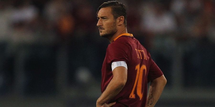 Mancini Menyesal Tak Pernah Latih Francesco Totti