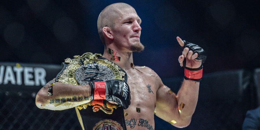 Hasil ONE Championship, Zebaztian Kadestam Pastikan Gelar Juara Dunia Welterweight