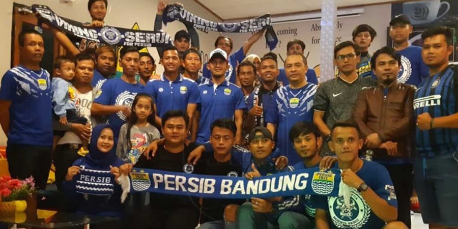 Viking Serui Adakan Bersih-Bersih Stadion saat Persib Dijamu Perseru