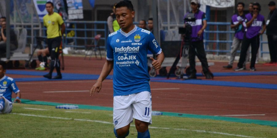 Jadi Pelapis di Lini Tengah Persib, Ini Komentar Dedi Kusnandar