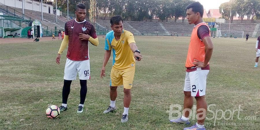 Wasit Asing di Mata Asisten Pelatih Persegres