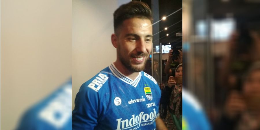 Miris, Begini Catatan Gol Penyerang Asing yang Buat Essien Terbuang dari Persib Bandung