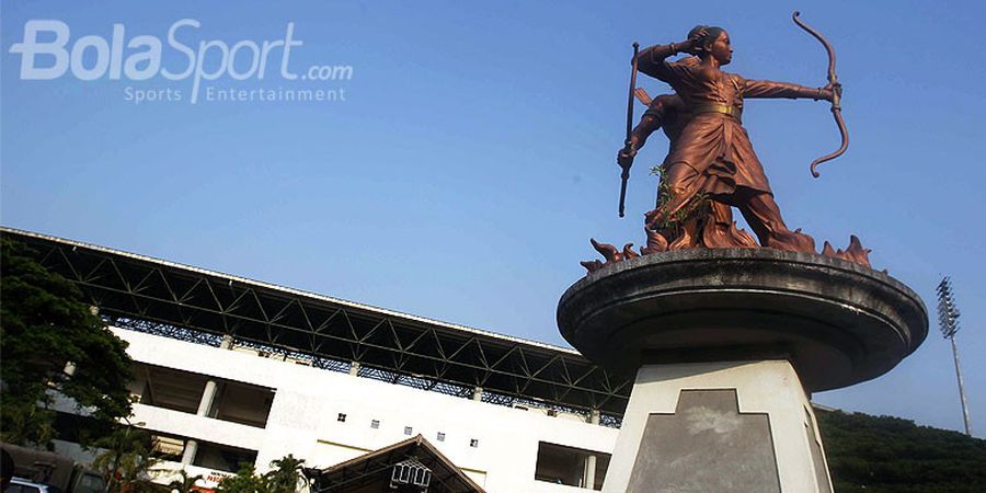 Stadion Manahan Direnovasi, Persis Solo Latihan di Stadion Sriwedari