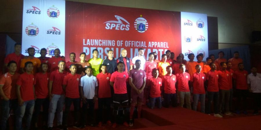 Tak Hanya Jersey Baru, Apparel Persija Luncurkan Produk Lain dalam Sesi Launching Tim