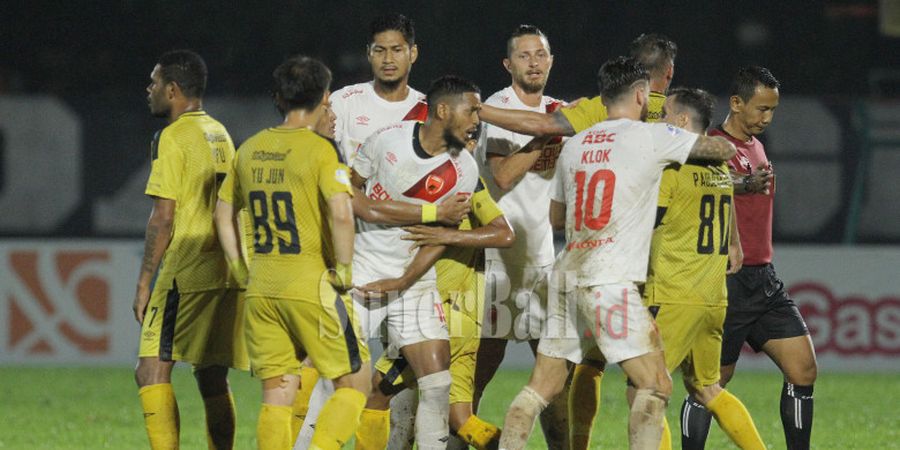 Ditahan Imbang Bhayangkara FC, PSM Makassar Selalu Dirugikan Wasit