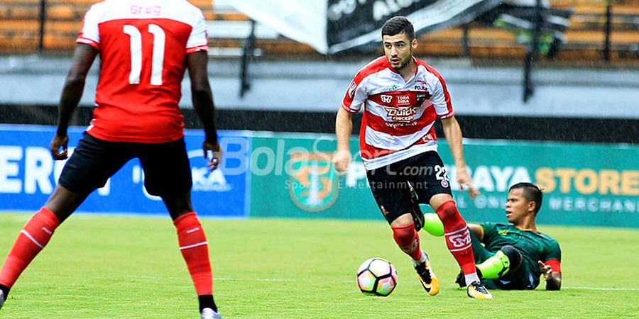 Madura United Vs Sriwijaya FC - Pembuktian Duo Tajikistan