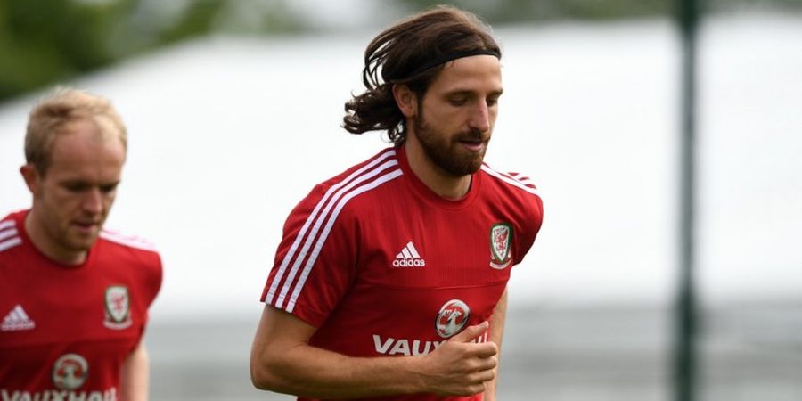 Joe Allen Resmi ke Stoke City 