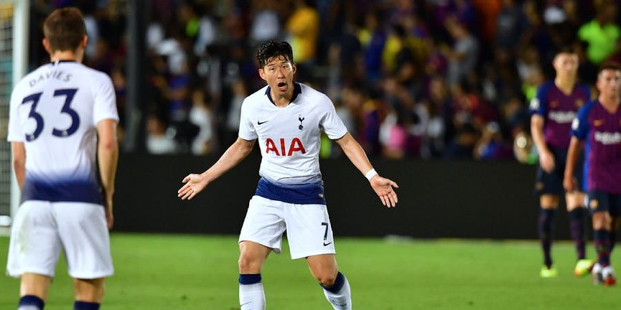 Sebelum Tampil di Asian Games 2018, Son Heung-min Berikan Hadiah untuk Aktor Korea Selatan