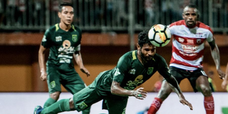 Osvaldo Haay Hat-trick, Persebaya Menang Telak Atas Madura United