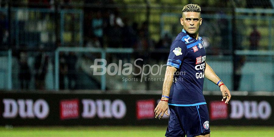 Gaji Ditunggak, Cristian Gonzales Anggap sebagai Ujian