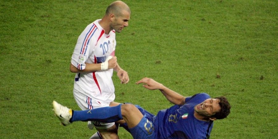 Fakta Baru Soal Insiden Tandukan Zinedine Zidane, Ada Andil Pemain Prancis Lain yang Bikin Zizou Dikartu Merah