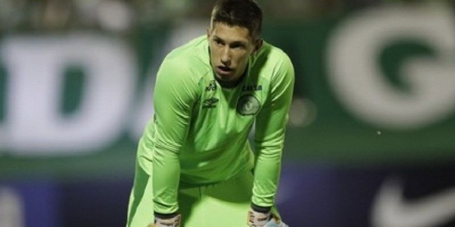 Kiper Chapecoense yang Kehilangan Satu Kaki Itu Mulai Kembali Berlatih