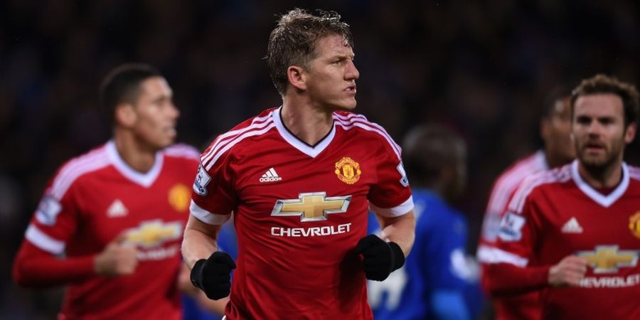 Manuel Neuer Bingung dengan Perlakuan ke Schweinsteiger 