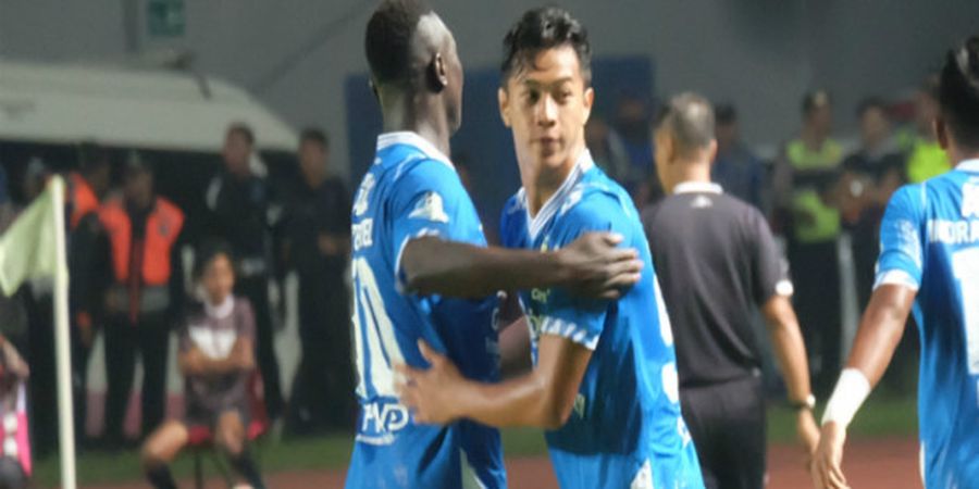 Bermain di Kanjuruhan, Hal Ini Jadi yang Pertama dalam Hidup Bek Anyar Persib