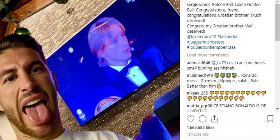 Sergio Ramos Julurkan Lidah Saat Luka Modric Menangi Ballon d'Or 2018