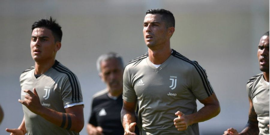 Ketika Cristiano Ronaldo dan Paulo Dybala Semakin Terlihat Akrab di Juventus