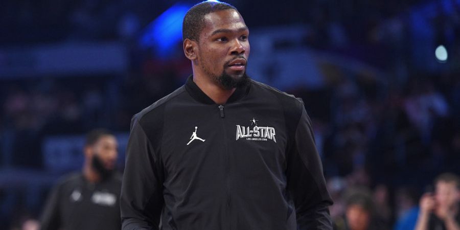 Baru Comeback 17 Menit, Kevin Durant Sudah Dikeluarkan Wasit