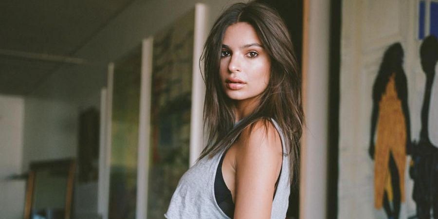 Ingin Tubuh Seksi, Lakukan Diet Sehat ala Emily Ratajkowski