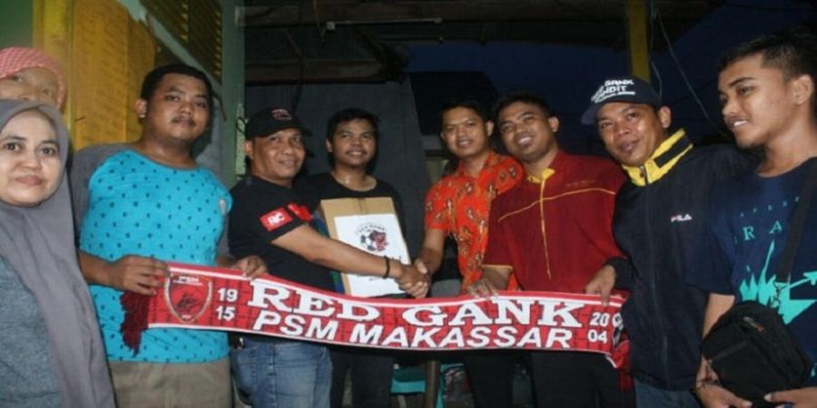 Salut! Tak Hanya Dukung PSM Makassar, Red Gank Lakukan Kegiatan Sosial Ini