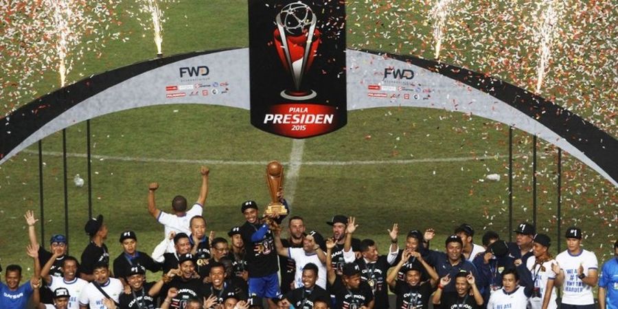 Sejarah Hari Ini - Persib Bandung Juara Piala Presiden di SUGBK