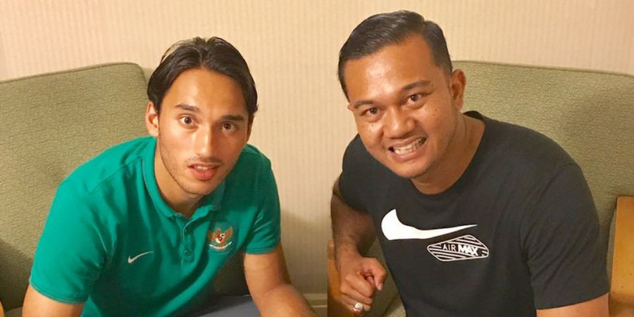 Gabung Almere City, Ezra Walian Tidak Incar Materi