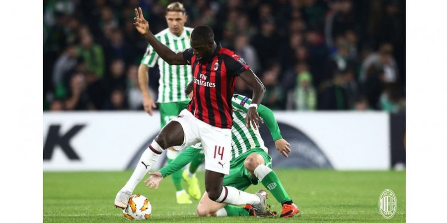 Real Betis Vs Milan - I Rossoneri Tertinggal 0-1 pada Babak Pertama