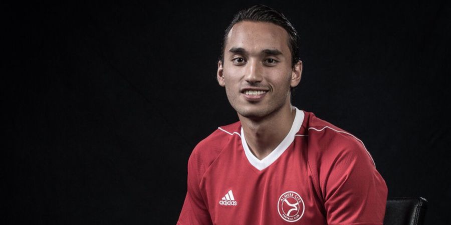 Ezra Walian dan 4 Pesepak Bola Eropa dengan Marga Indonesia - Jilid 2