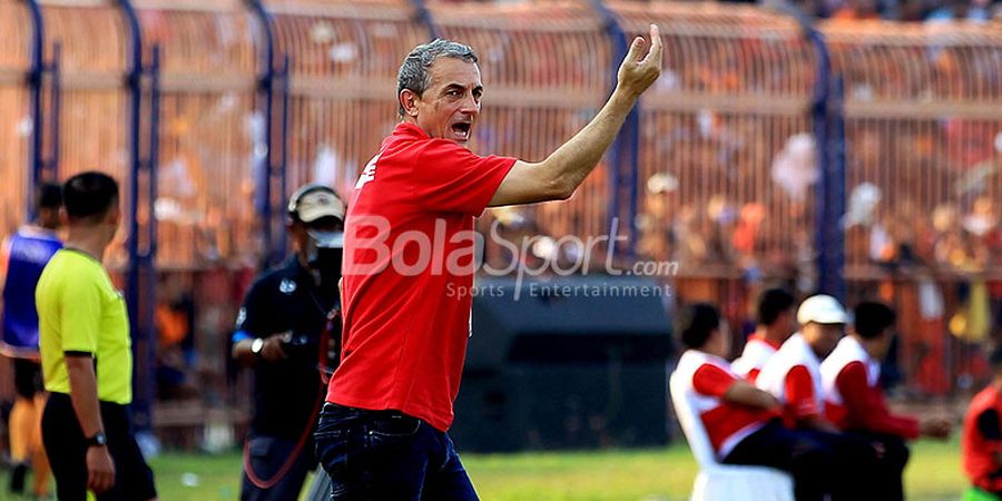 Milomir Seslija Ungkap Pentingnya Latihan Malam Hari untuk Skuat Arema FC