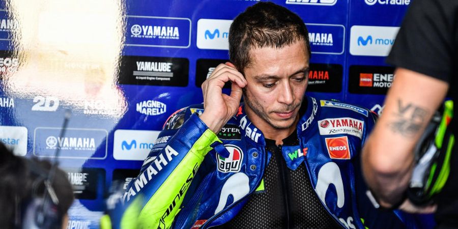 Ini Alasan Valentino Rossi Mendorong Marshal di MotoGP Malaysia 2018