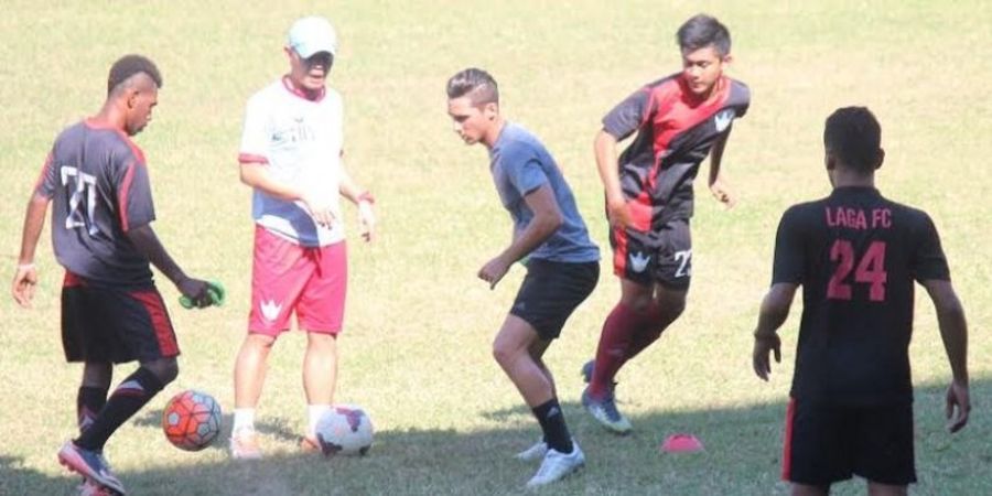 Bek Asingnya Mundur, Persegres Kedatangan Pemain Asal Spanyol