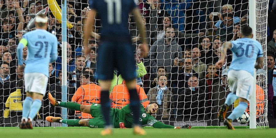 Ini Kiper di Balik Kedigdayaan Manchester City Tepis 6 Penalti Beruntun, Lionel Messi Pun Gagal!