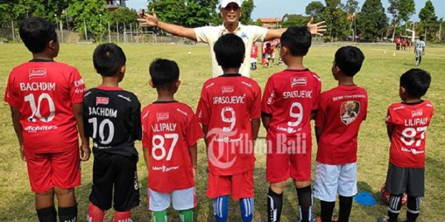 Warga Pejeng Apresiasi Kegiatan Coaching Clinic Bali United dan Mitra Devata 