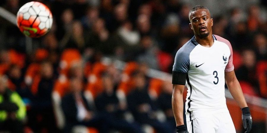 Evra Masih Ingin Bermain Selama 6 Tahun Lagi