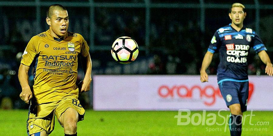 Tanggapan Tantan soal Akan Absennya Ezechiel Saat Persib Dijamu Madura United