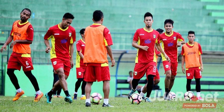 Mitra Kukar Vs PS TNI, Waspada Gempuran