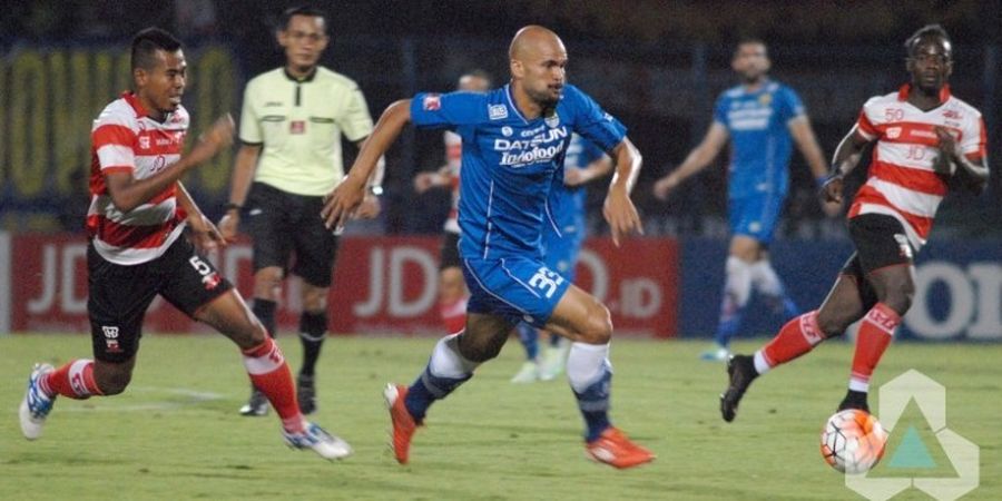 Ditanya Soal Masa Depannya di Persib, Begini Jawaban Sergio van Dijk